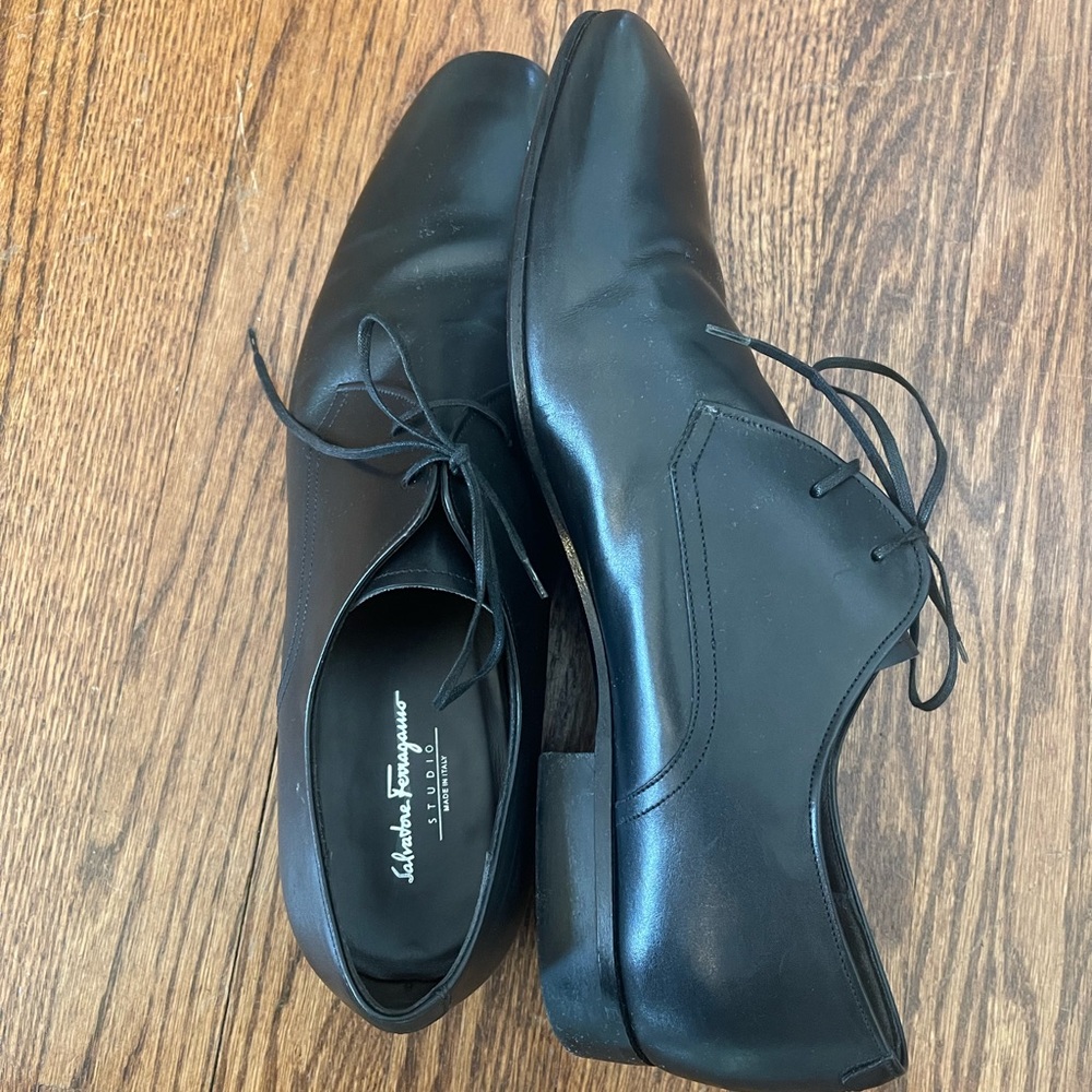 Salvatore Ferragamo Size 12 EE